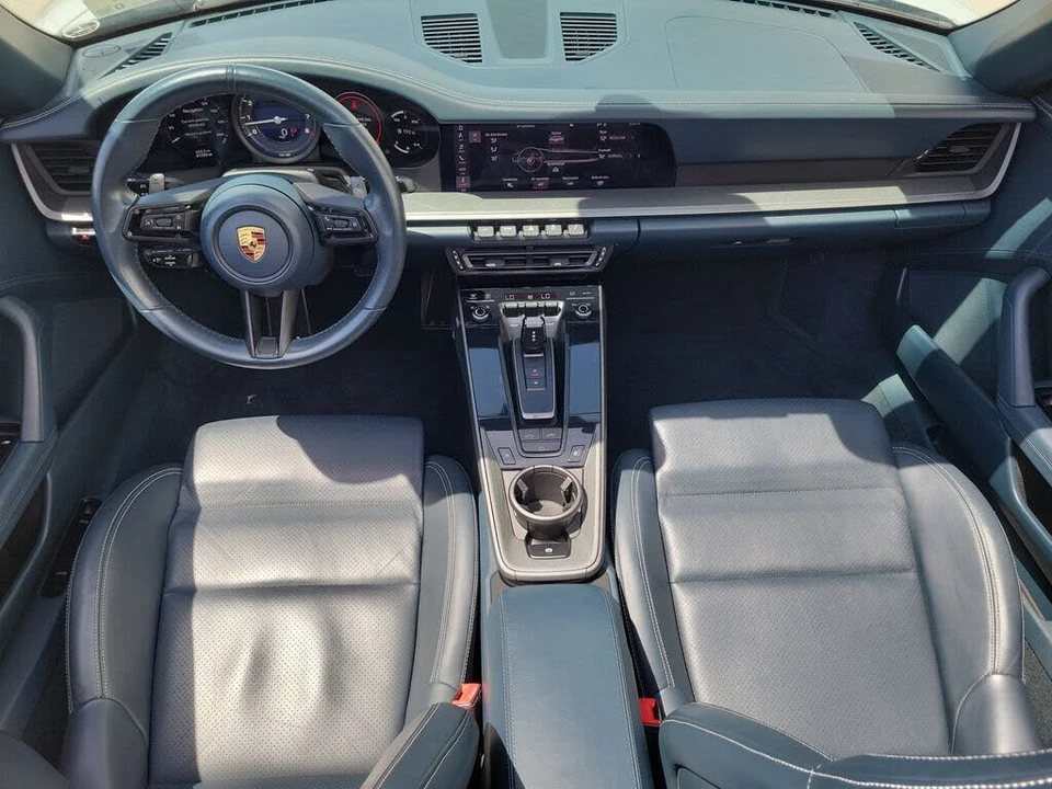 2020 Porsche 992 Carrera - Image 11 of 30