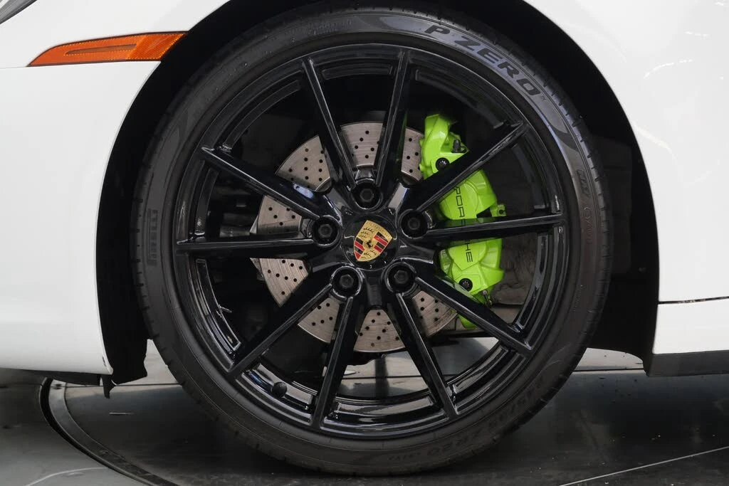 2020 Porsche 992 Carrera - Image 10 of 31