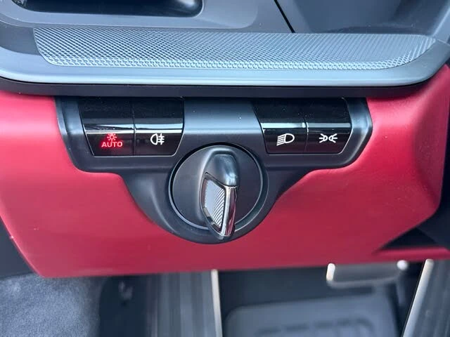 2020 Porsche 992 Carrera - Image 23 of 31