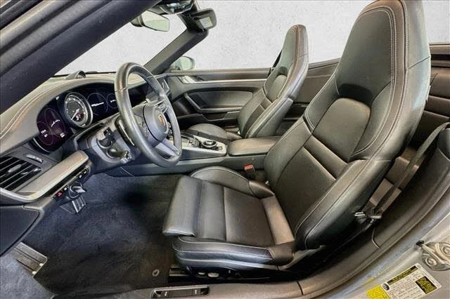 2020 Porsche 992 Carrera - Image 15 of 28