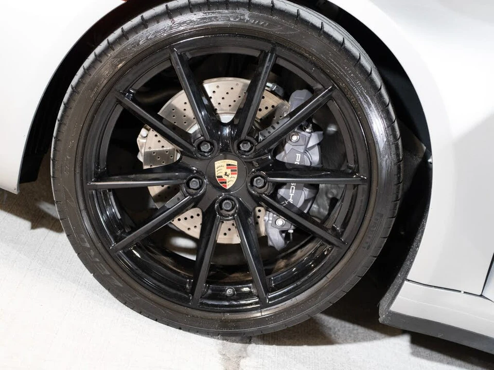 2020 Porsche 992 Carrera - Image 11 of 26