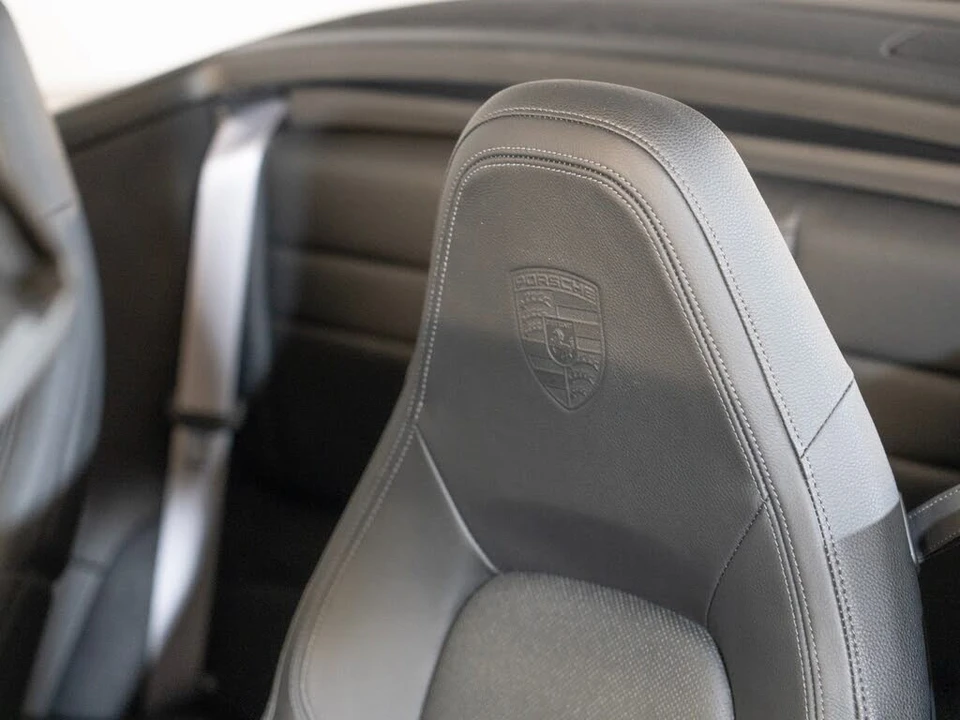 2020 Porsche 992 Carrera - Image 24 of 26