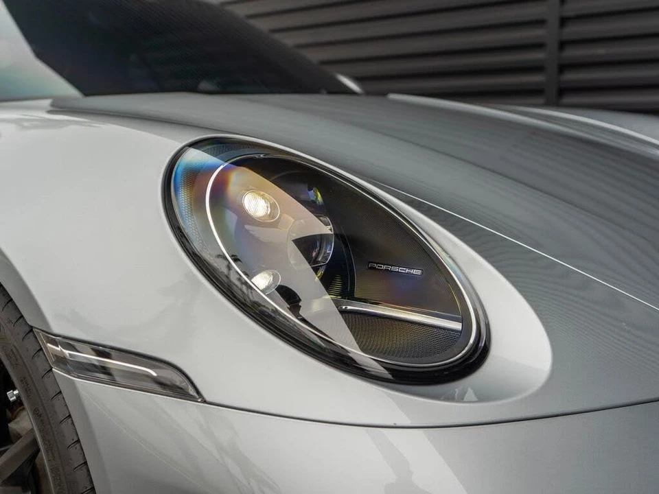 2020 Porsche 992 Carrera - Image 13 of 31