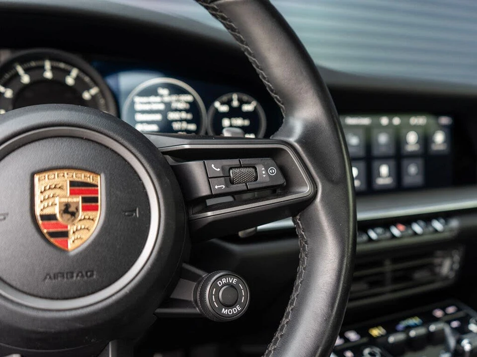 2020 Porsche 992 Carrera - Image 21 of 31