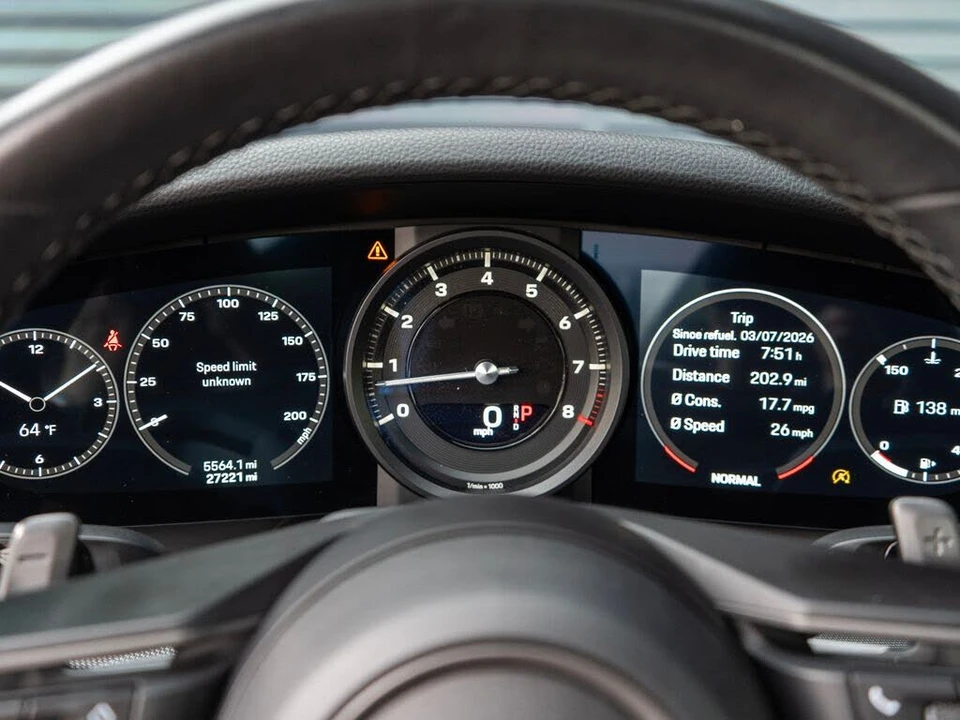 2020 Porsche 992 Carrera - Image 17 of 31