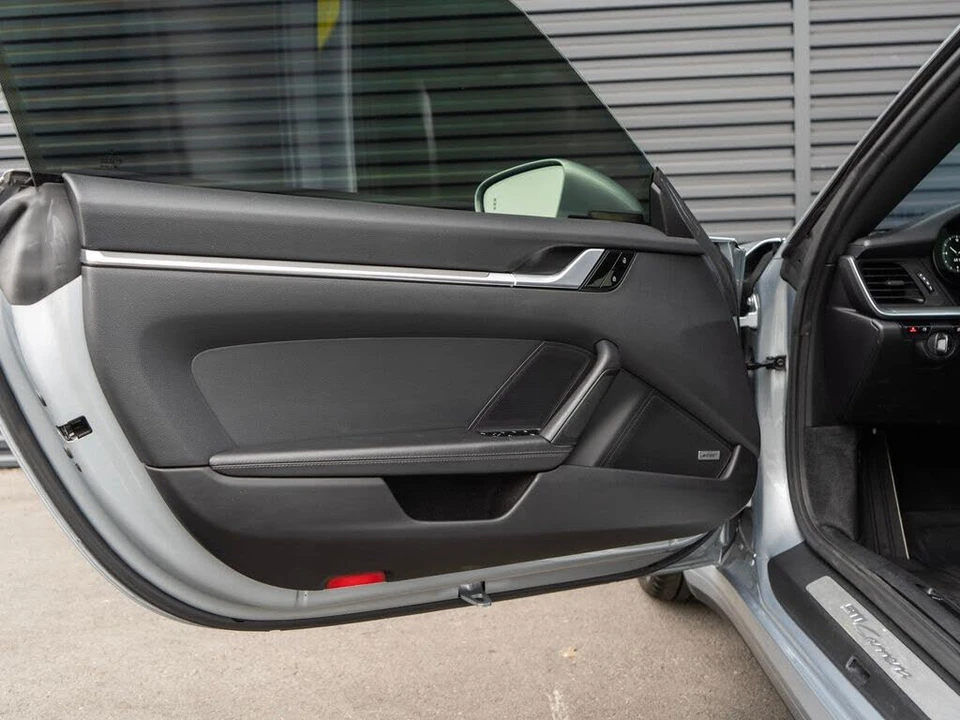 2020 Porsche 992 Carrera - Image 27 of 31