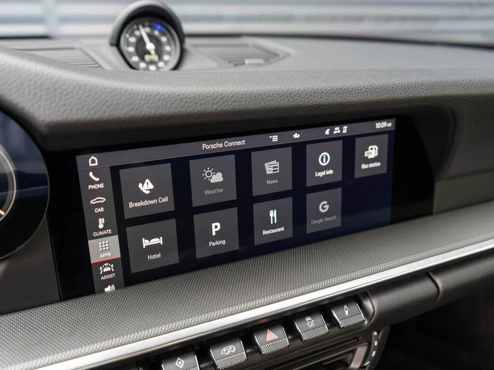2020 Porsche 992 Carrera - Image 23 of 31