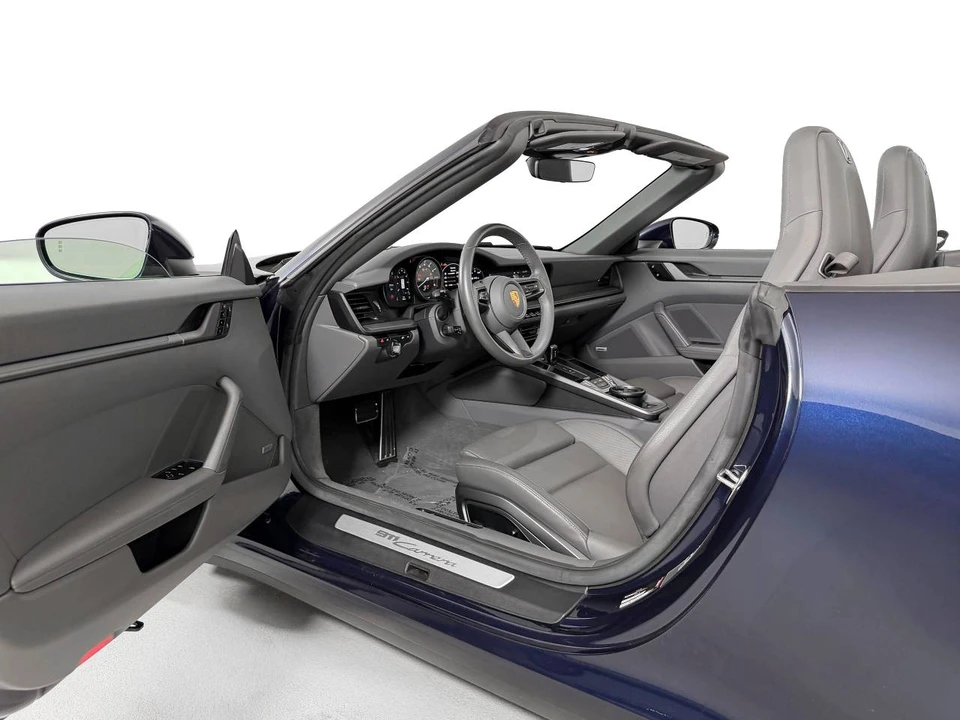 2020 Porsche 992 Carrera - Image 4 of 5