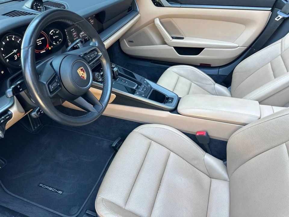 2020 Porsche 992 Carrera - Image 4 of 5