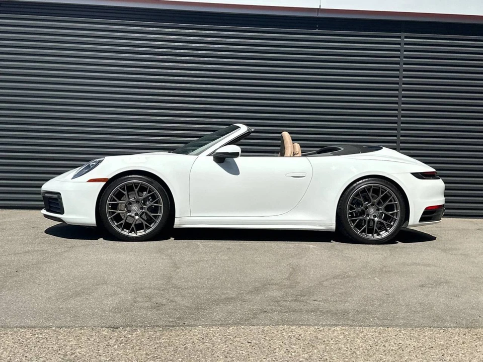 2020 Porsche 992 Carrera - Image 2 of 5
