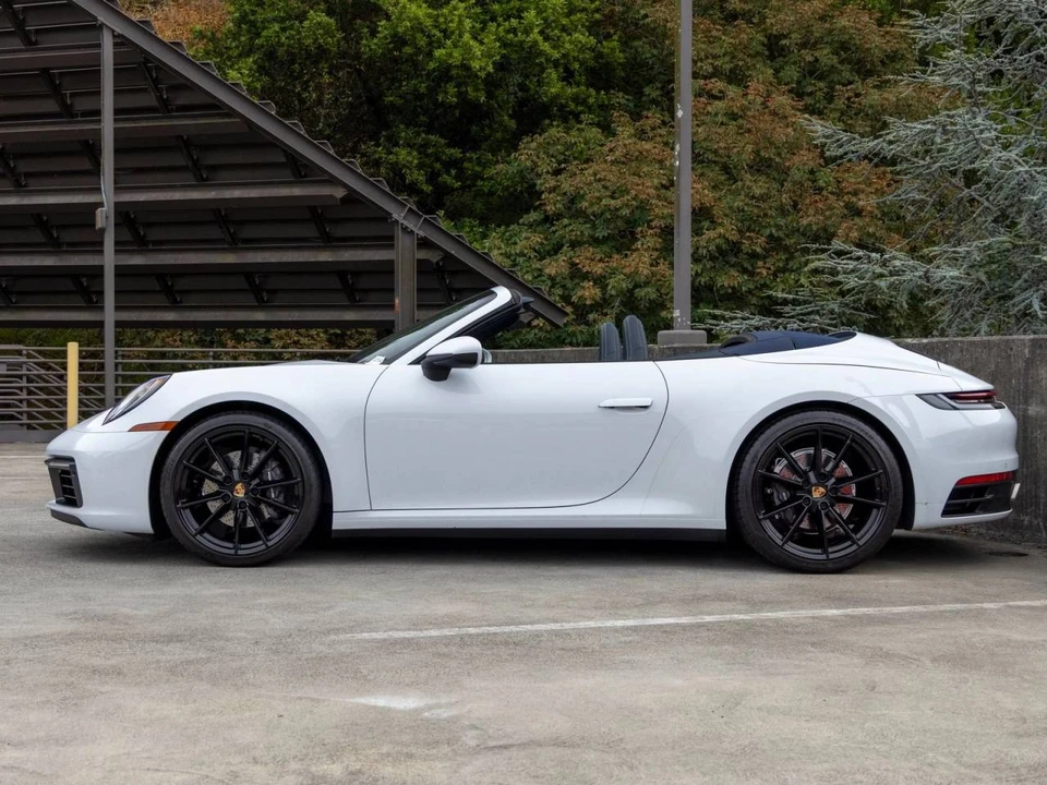 2020 Porsche 992 Carrera - Image 2 of 5