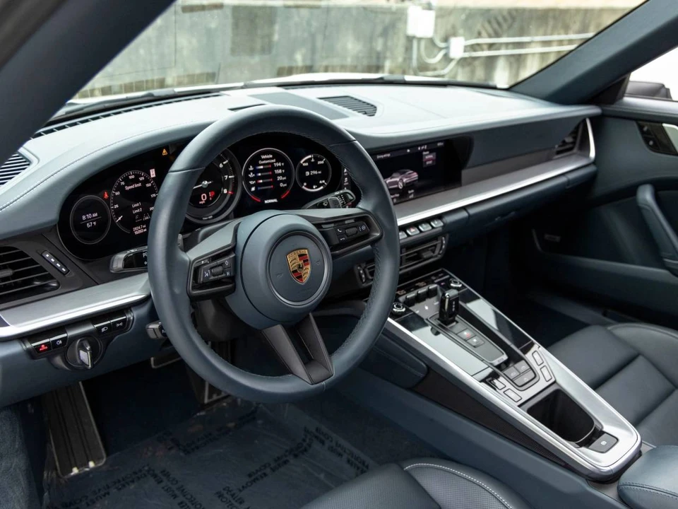 2020 Porsche 992 Carrera - Image 4 of 5