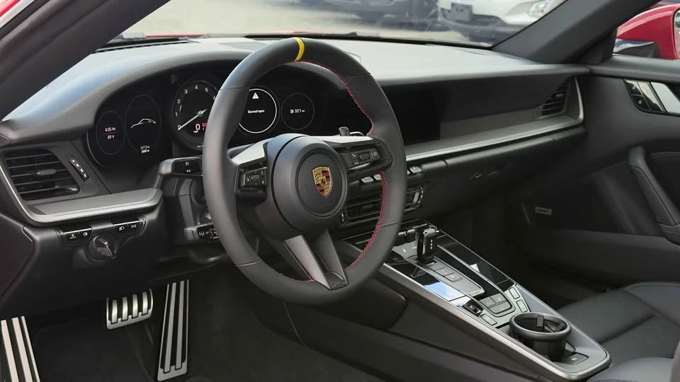 2020 Porsche 992 Carrera - Image 15 of 20