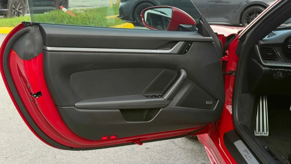 2020 Porsche 992 Carrera - Image 16 of 20