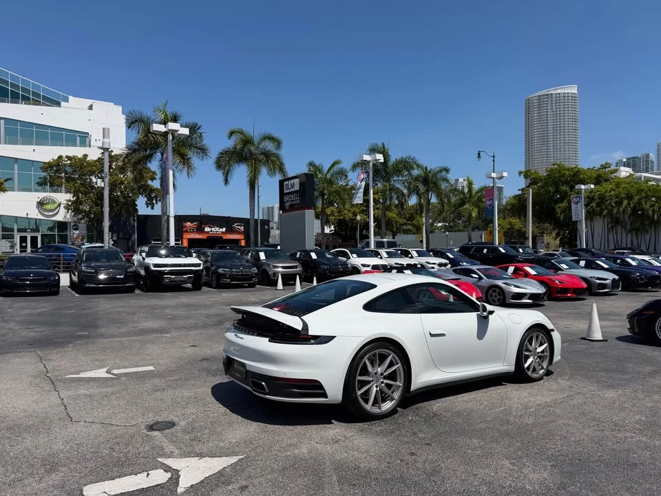 2020 Porsche 992 Carrera - Image 2 of 9