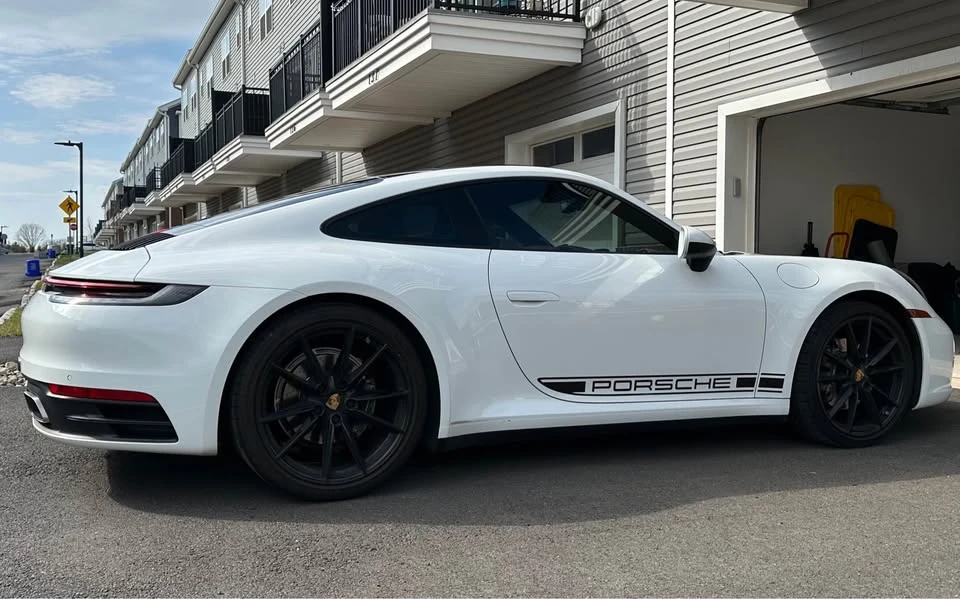 2020 Porsche 992 Carrera - Image 4 of 15
