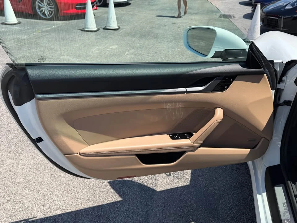 2020 Porsche 992 Carrera - Image 8 of 9