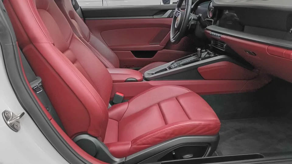 2020 Porsche 992 Carrera - Image 16 of 20