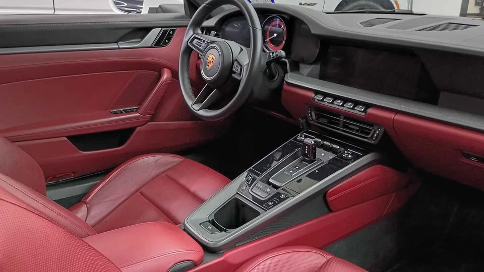 2020 Porsche 992 Carrera - Image 15 of 20