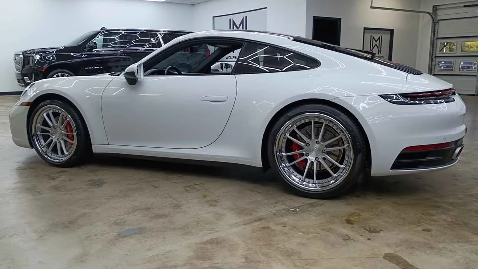 2020 Porsche 992 Carrera - Image 9 of 20