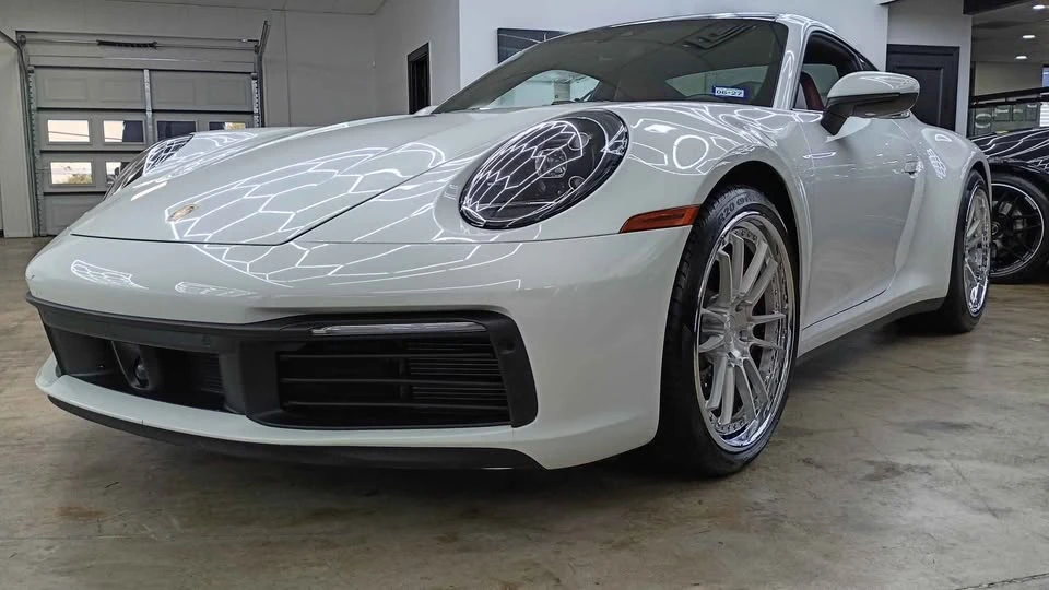 2020 Porsche 992 Carrera - Image 2 of 20