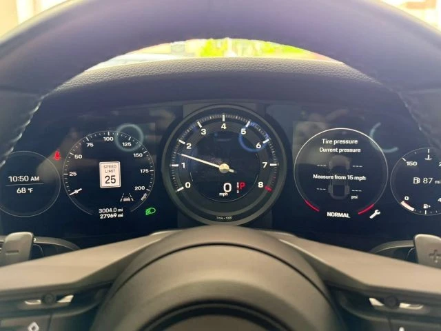 2020 Porsche 992 Carrera - Image 27 of 31