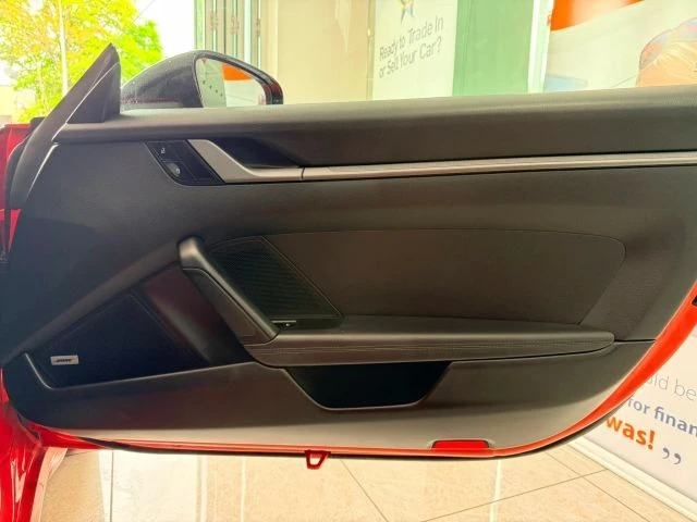 2020 Porsche 992 Carrera - Image 21 of 31