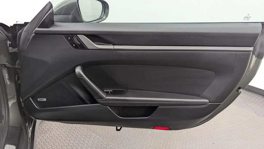 2020 Porsche 992 Carrera - Image 19 of 31