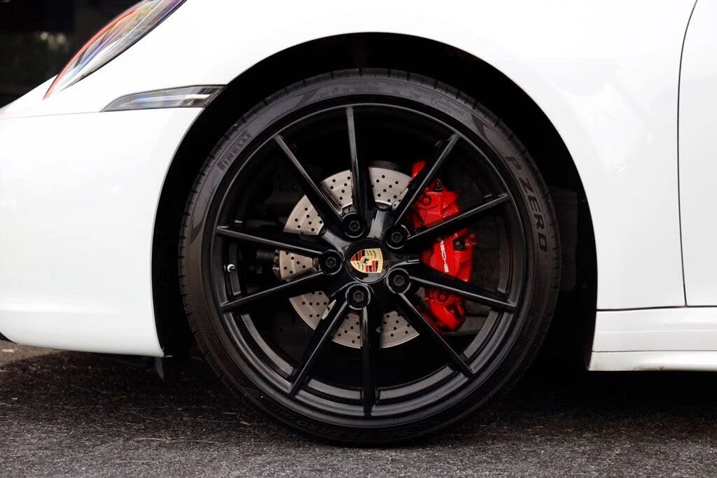 2020 Porsche 992 Carrera - Image 10 of 31