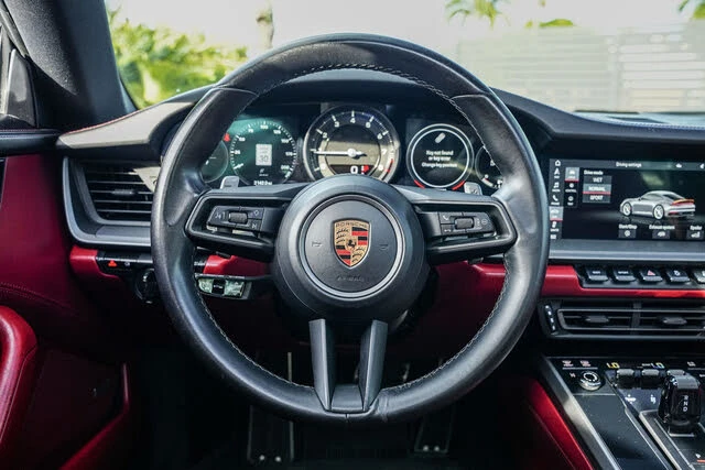 2020 Porsche 992 Carrera - Image 18 of 31