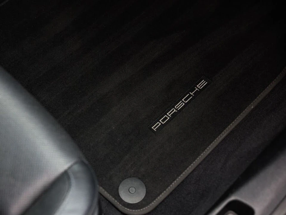 2020 Porsche 992 Carrera - Image 10 of 31
