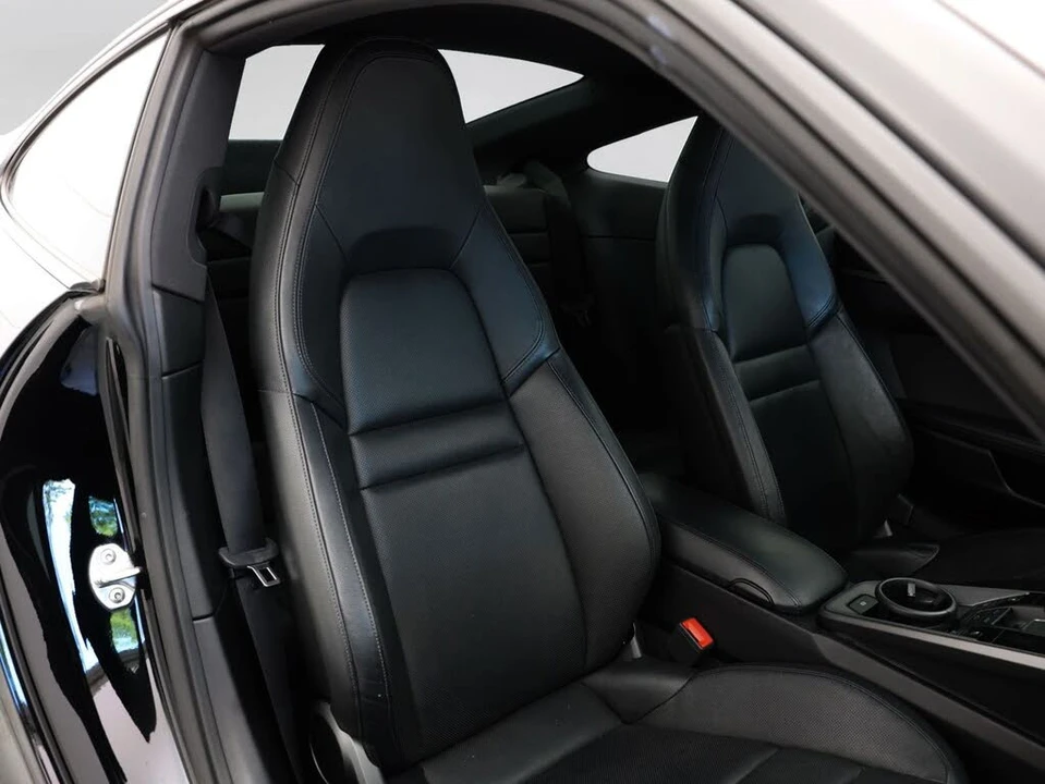 2020 Porsche 992 Carrera - Image 12 of 31