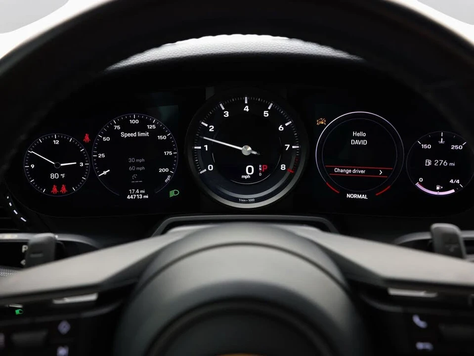 2020 Porsche 992 Carrera - Image 17 of 31