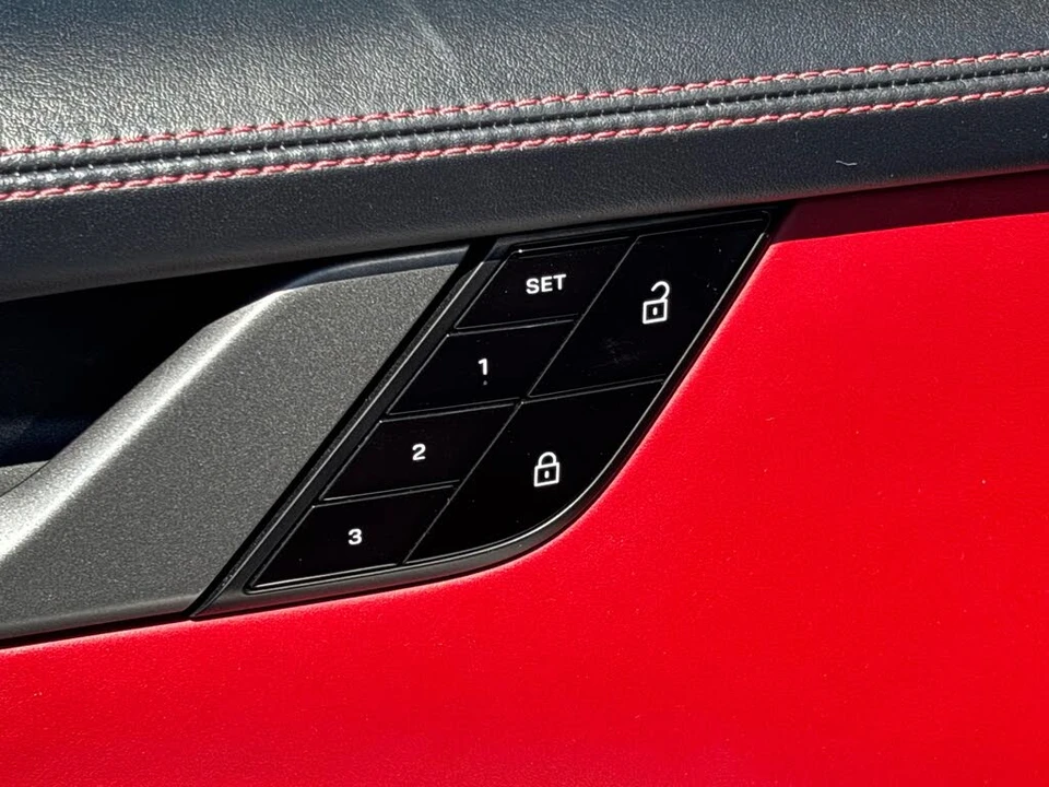 2020 Porsche 992 Carrera - Image 16 of 31