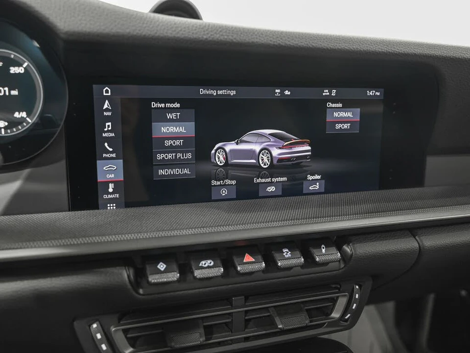 2020 Porsche 992 Carrera - Image 19 of 21