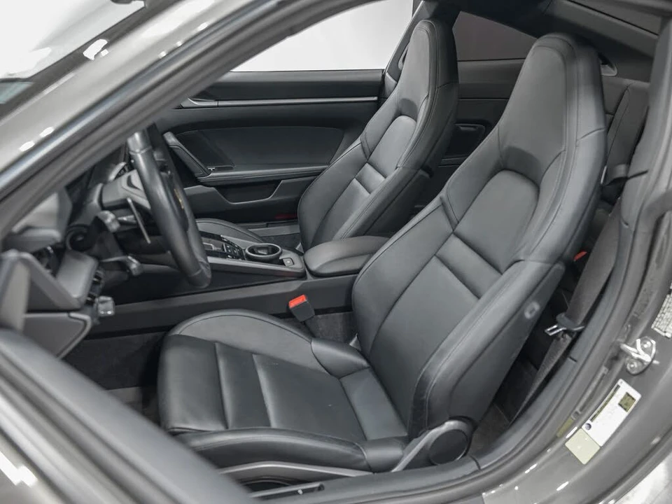 2020 Porsche 992 Carrera - Image 13 of 21