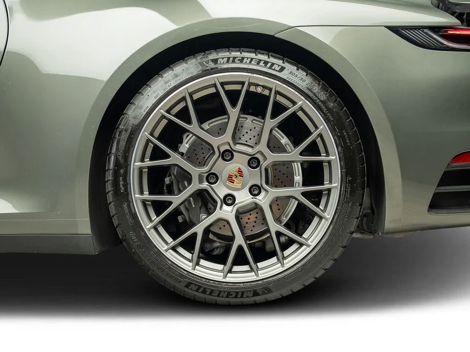 2020 Porsche 992 Carrera - Image 21 of 31