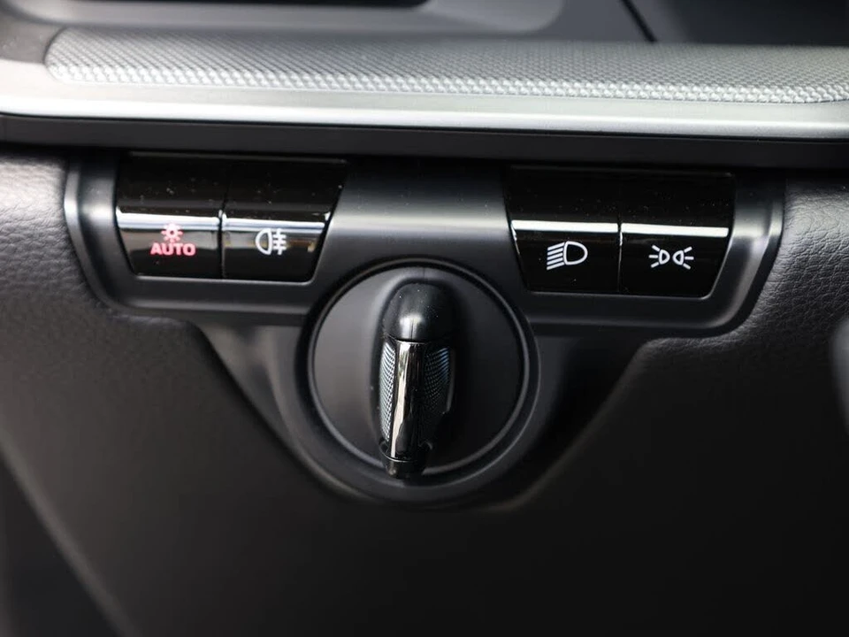 2020 Porsche 992 Carrera - Image 30 of 31