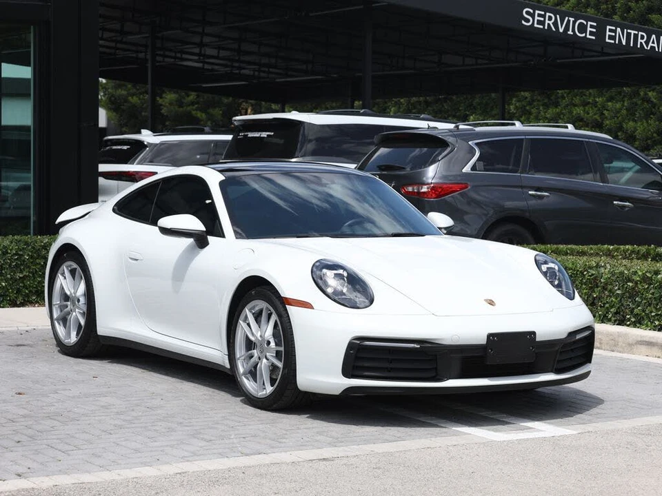 2020 Porsche 992 Carrera - Image 2 of 31