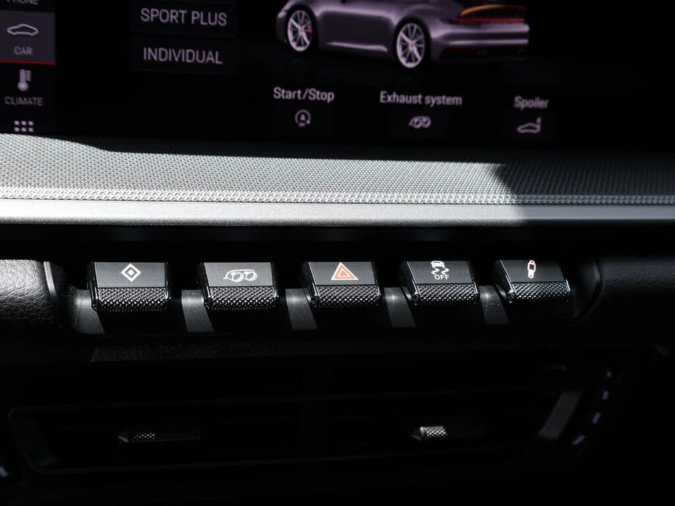 2020 Porsche 992 Carrera - Image 23 of 31