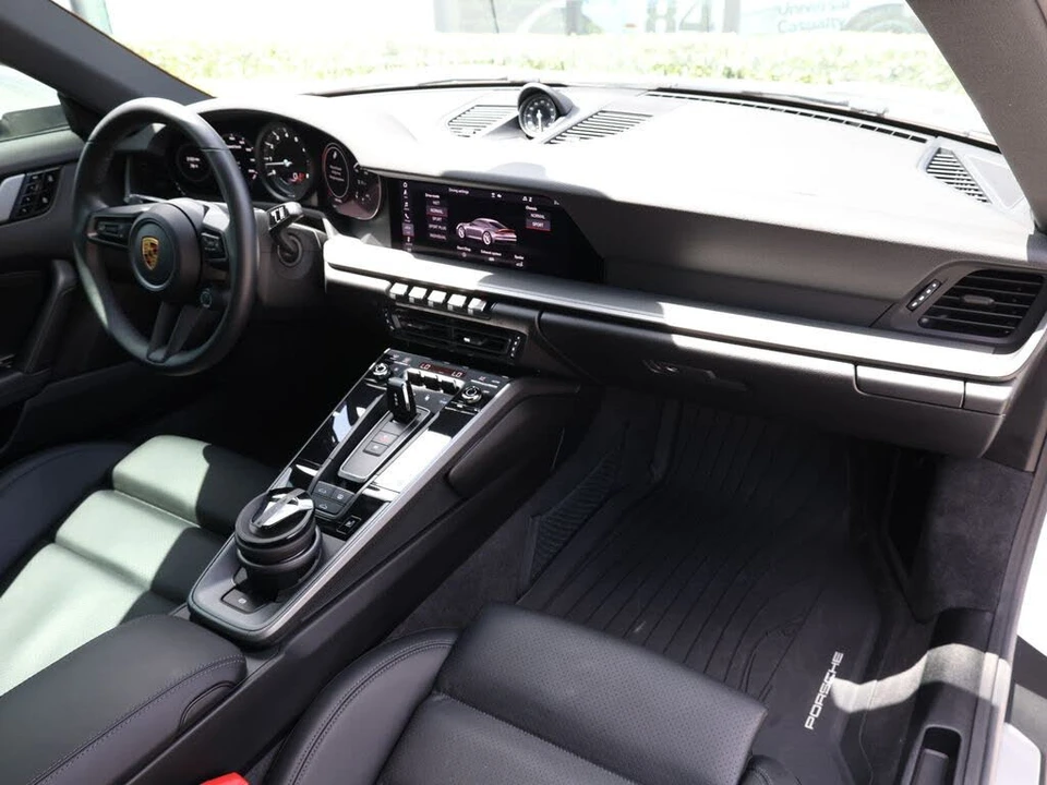 2020 Porsche 992 Carrera - Image 18 of 31