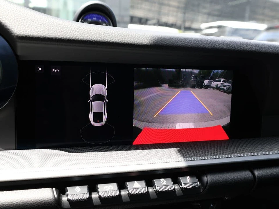 2020 Porsche 992 Carrera - Image 28 of 31