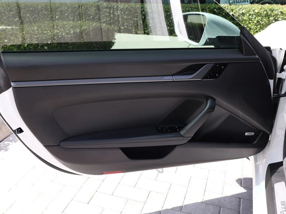2020 Porsche 992 Carrera - Image 9 of 31