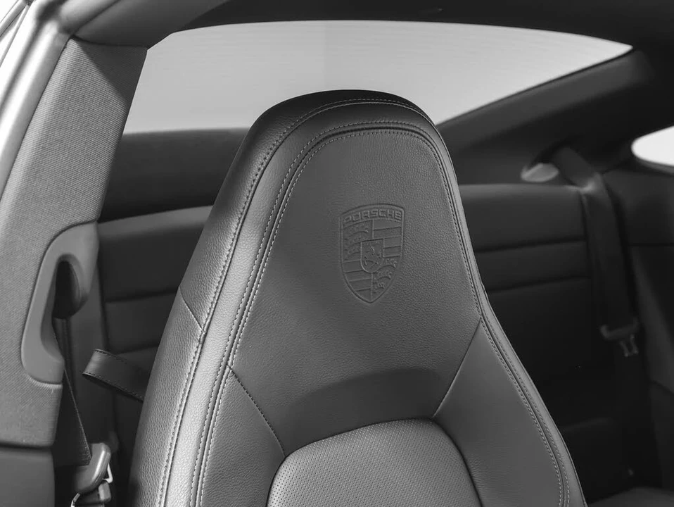 2020 Porsche 992 Carrera - Image 27 of 31
