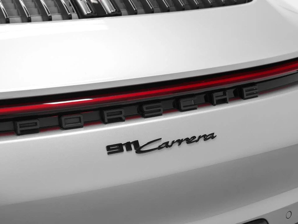 2020 Porsche 992 Carrera - Image 22 of 31