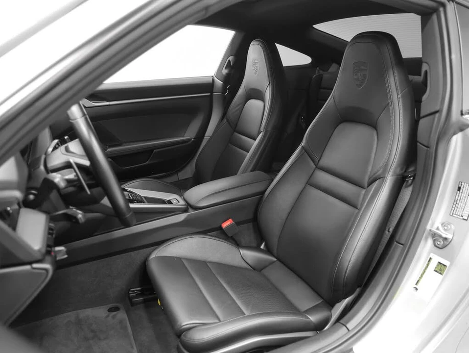 2020 Porsche 992 Carrera - Image 5 of 31