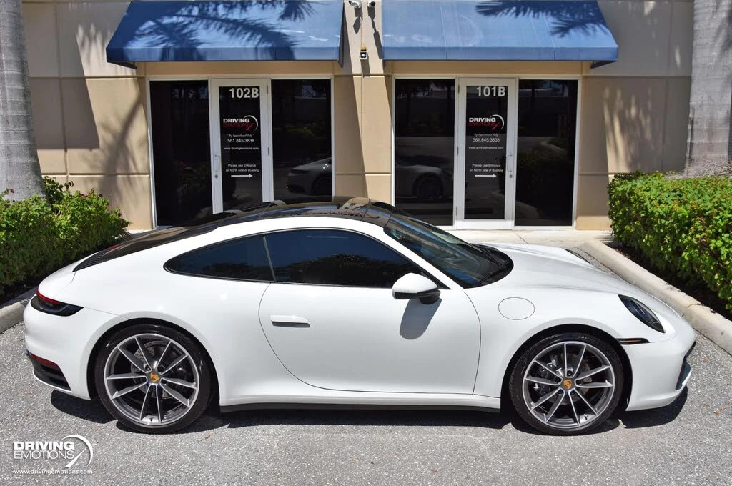 2020 Porsche 992 Carrera - Image 10 of 31