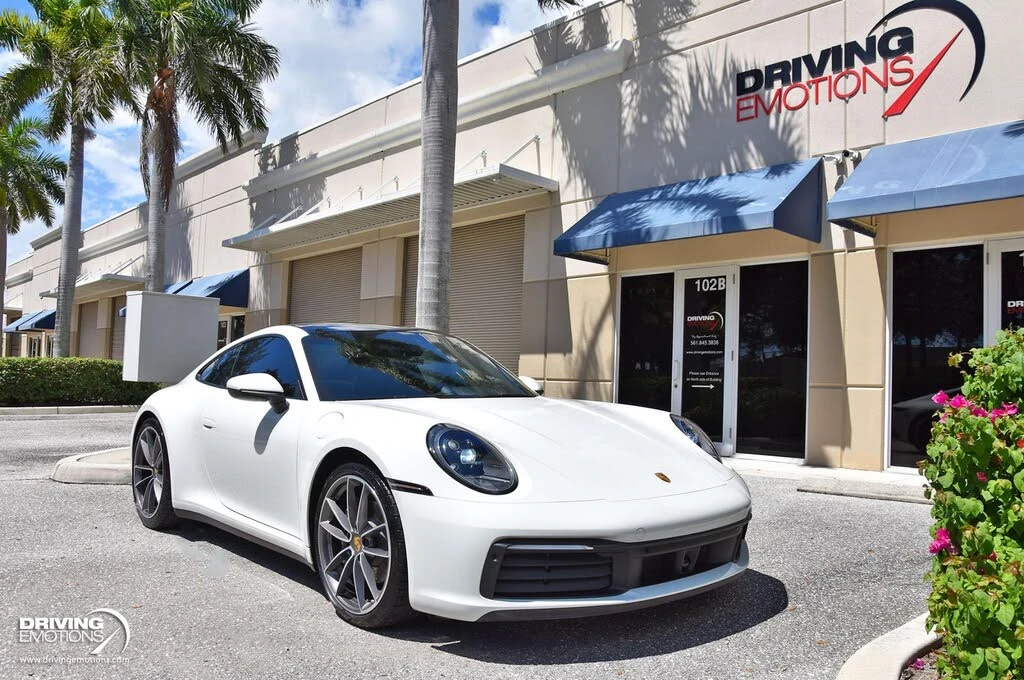 2020 Porsche 992 Carrera - Image 13 of 31