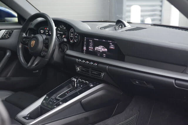 2020 Porsche 992 Carrera - Image 26 of 31