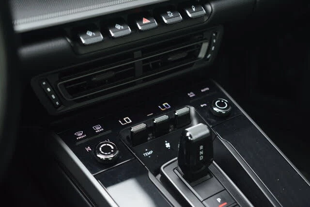 2020 Porsche 992 Carrera - Image 20 of 31